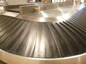 luggage conveyor